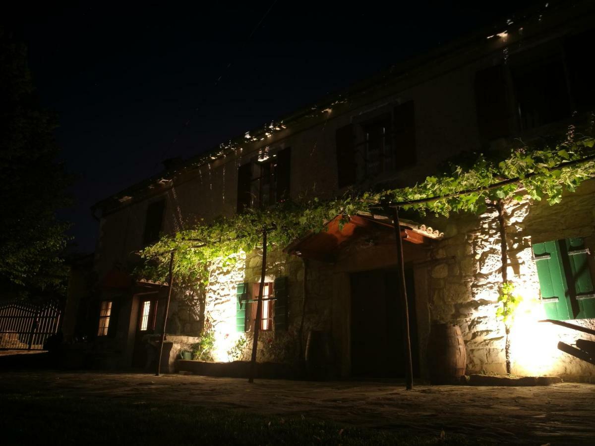Holiday Home Pri Portolanih كوبر المظهر الخارجي الصورة